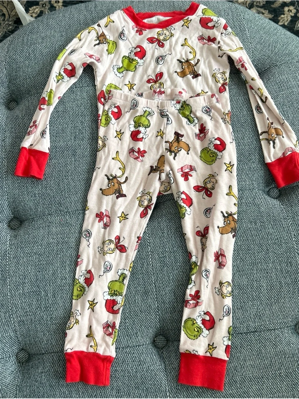 Carter’s The Grinch 2‑Piece Pajama Set Toddler Girl’s 3T Christmas Long Sleeve